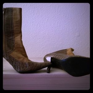 Ladies Boots